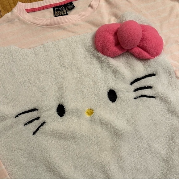 Hello Kitty Giant Face Oversized 3D Bow Sherpa Head Striped Shirt Women’s L RARE - Picture 3 of 8